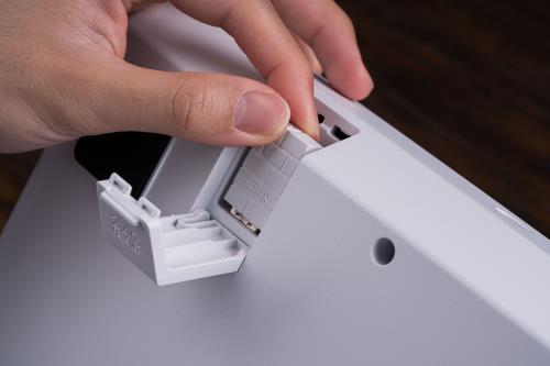 ：微软授权无线连接 Xbox 主机的街机摇杆AG真人国际八位堂（8BitDo）新品发布(图3)